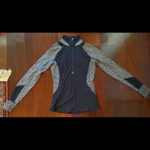 Lululemon athletics black and gray half zip